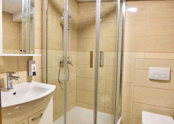 Vikendica Sana 1 Vir